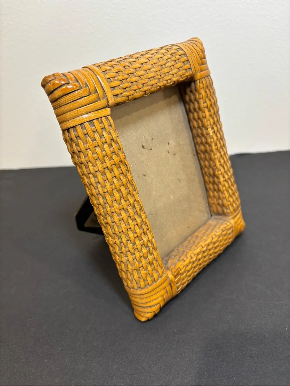 Vintage Lucid Lines 1976-80  Rattan Frame 3x5 Picture